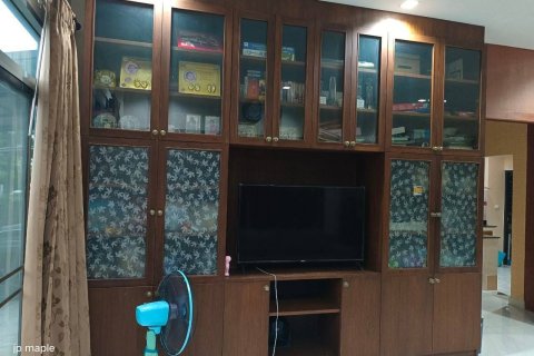 Maison à Lat Krabang, Bangkok, Thaïlande 4 chambres № 147801 - photo 11