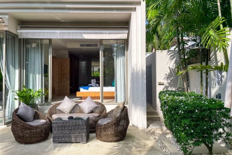 Villa in Phuket, Thailand 3 bedrooms № 147804 - photo 8