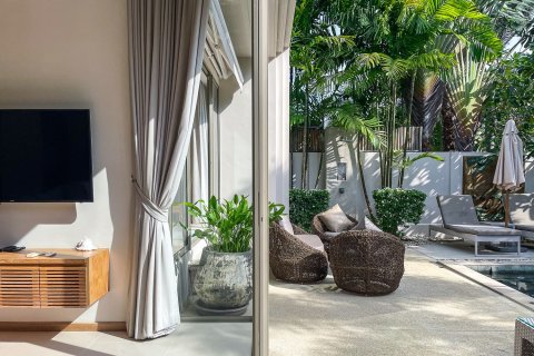 Villa in Phuket, Thailand 3 bedrooms № 147804 - photo 7