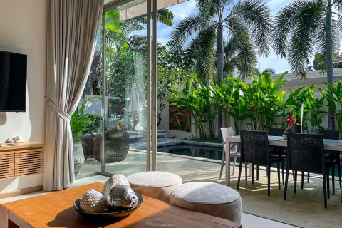 Villa in Phuket, Thailand 3 bedrooms № 147804 - photo 12