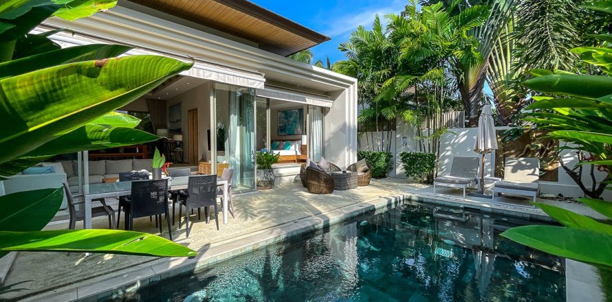 Villa in Phuket, Thailand 3 bedrooms № 147804