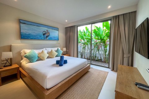 Villa in Phuket, Thailand 3 bedrooms № 147804 - photo 11