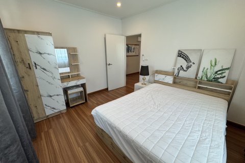 Maison à Udon Thani, Thaïlande 4 chambres № 170677 - photo 14