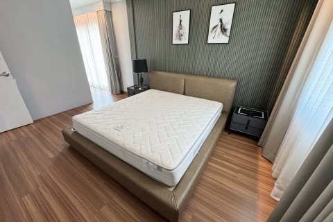 Maison à Udon Thani, Thaïlande 4 chambres № 170677 - photo 17