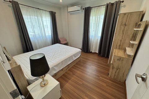 Maison à Udon Thani, Thaïlande 4 chambres № 170677 - photo 15