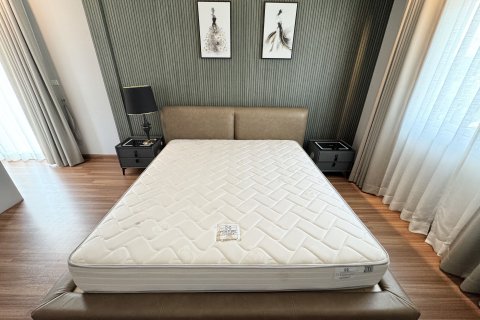 Maison à Udon Thani, Thaïlande 4 chambres № 170677 - photo 16