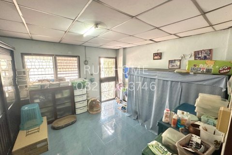 Таунхаус в Нонтхабури, Таиланд с 4 спальнями № 170681 - фото 15