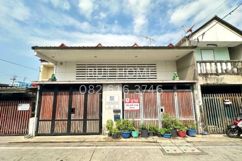 Таунхаус в Нонтхабури, Таиланд с 4 спальнями  № 170681