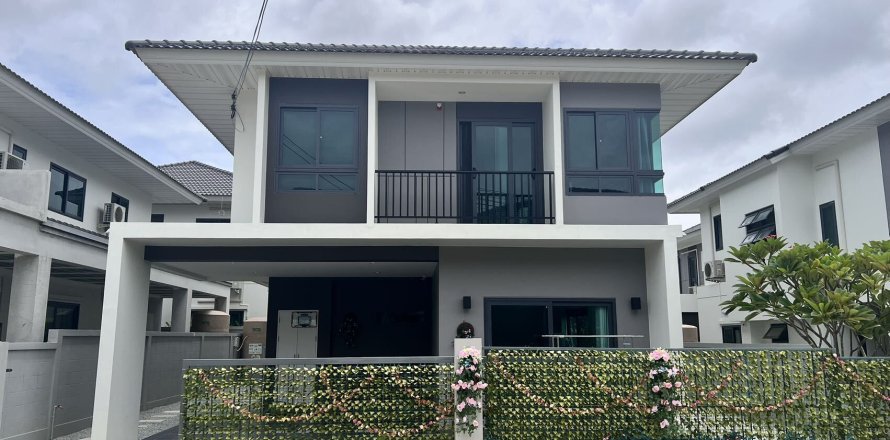 Дом в Паттайе, Таиланд с 4 спальнями  № 170680