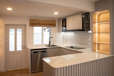 Maison à Pak Kret, Thaïlande 3 chambres № 170682 - photo 13