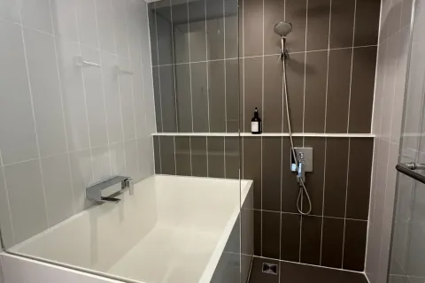 Кондоминиум с 2 спальнями в Клонг Тоэй, Бангкок, Таиланд № 161683 - фото 6