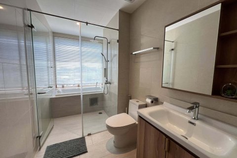 Студия в кондо в Клонг Тоэй, Бангкок, Таиланд № 161686 - фото 6