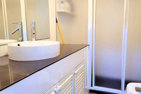 Studio in the Condo in Watthana, Bangkok, Thailand  № 161688 - photo 11