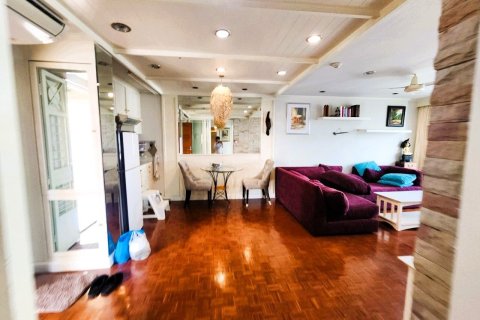 Studio in the Condo in Watthana, Bangkok, Thailand  № 161688 - photo 6