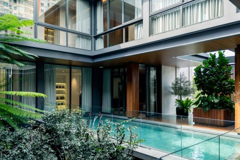House in Bangkok, Thailand 5 bedrooms № 180428 - photo 28