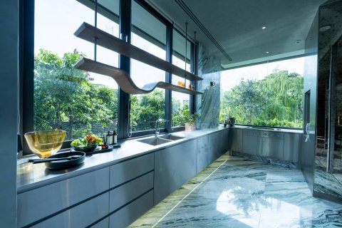 House in Bangkok, Thailand 5 bedrooms № 180428 - photo 15