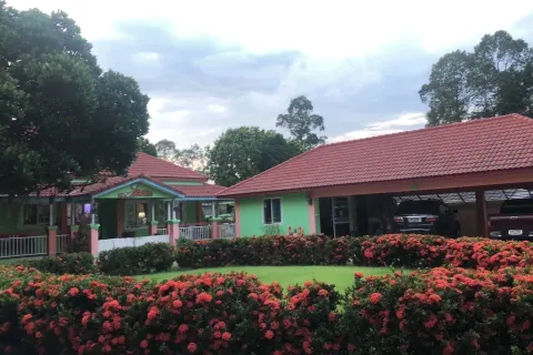 Дом в Каенг Хое, Таиланд с 8 спальнями  № 141241