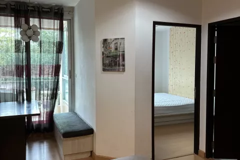 Studio in the Condo in Khlong Toei, Bangkok, Thailand № 141242 - photo 3