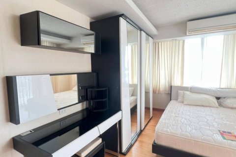 Condo in Khlong Toei, Bangkok, Thailand, 2 bedrooms  № 141244 - photo 19