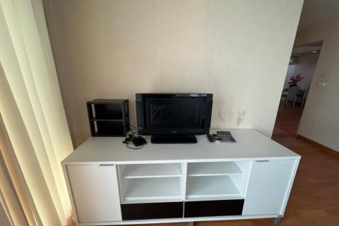 Condo in Khlong Toei, Bangkok, Thailand, 2 bedrooms  № 141244 - photo 10