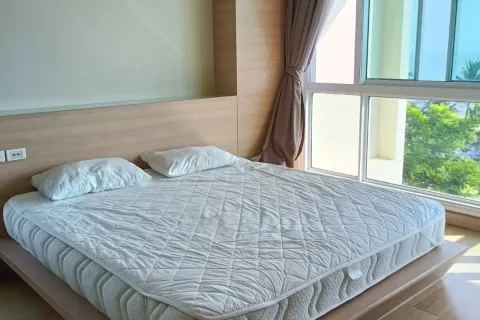Condominio de 2 dormitorios en Jomtien Beach, Pattaya, Tailandia № 211750 - foto 24