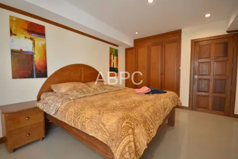 Condominio de 2 dormitorios en Jomtien Beach, Pattaya, Tailandia № 211755 - foto 5