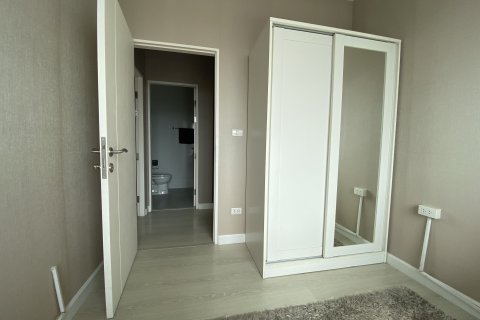 Condo in Huai Khwang, Bangkok, Thailand, 2 bedrooms  № 149217 - photo 3