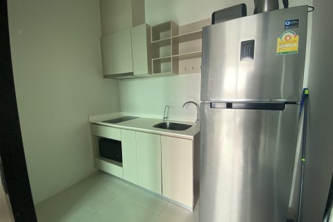 Condo in Huai Khwang, Bangkok, Thailand, 2 bedrooms  № 149217 - photo 9