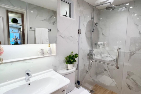 Condo in Bangkok, Thailand, 3 bedrooms  № 157761 - photo 14