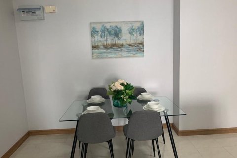 Кондоминиум с 2 спальнями в Бангкоке, Таиланд № 157757 - фото 5