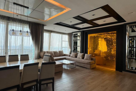 Condo in Bangkok, Thailand, 3 bedrooms  № 157763 - photo 4