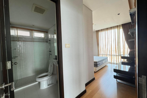 Condo in Bangkok, Thailand, 3 bedrooms  № 157763 - photo 22