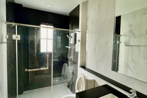 Haus in Prawet, Bangkok, Thailand 5 Schlafzimmer № 216193 - Foto 14