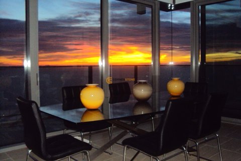 Studio in the Condo in Pattaya, Thailand  № 153787 - photo 3