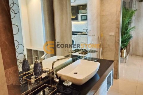 Студия в кондо на Пляж Джомтьен, Паттайя, Таиланд № 153785 - фото 6