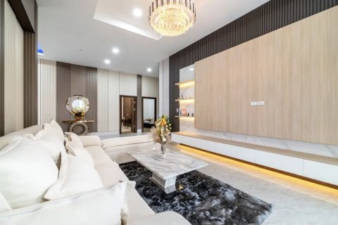 Вилла в Паттайе, Таиланд с 3 спальнями  № 171644 - фото 12