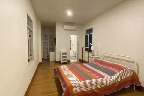 House in San Sai, Thailand 3 bedrooms № 157127 - photo 29