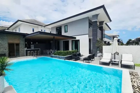 Maison à Pattaya, Thaïlande 4 chambres № 212243