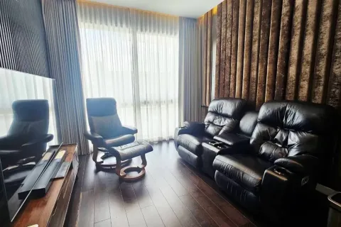 Casa de 4 dormitorios en Pattaya, Tailandia № 212243 - foto 30