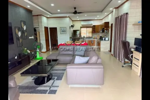 Casa de 2 dormitorios en Pattaya, Tailandia № 212247 - foto 6