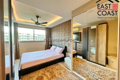Condominio de 2 dormitorios en Jomtien Beach, Pattaya, Tailandia № 212242 - foto 7