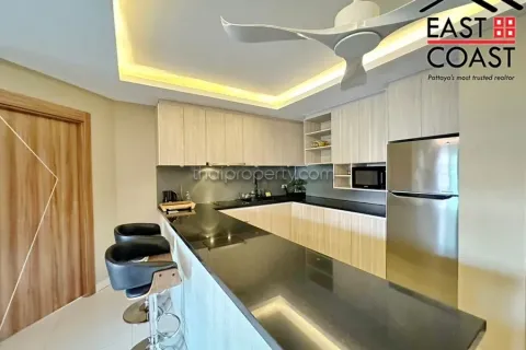 Condominio de 2 dormitorios en Jomtien Beach, Pattaya, Tailandia № 212242 - foto 6