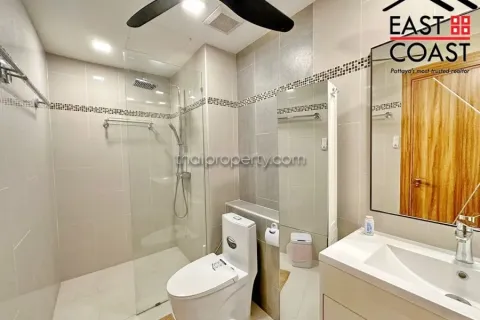 Condominio de 2 dormitorios en Jomtien Beach, Pattaya, Tailandia № 212242 - foto 16