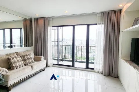 Condo in Watthana, Bangkok, Thailand, 3 bedrooms  № 215315