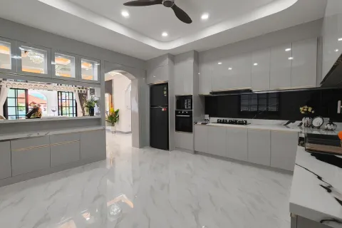 Casa de 4 dormitorios en Pattaya, Tailandia № 212327 - foto 13