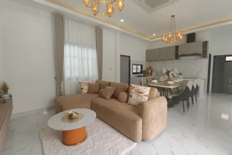 Casa de 3 dormitorios en Pattaya, Tailandia № 212328 - foto 5