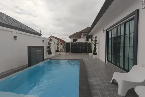 House in Pattaya, Thailand 3 bedrooms № 212328