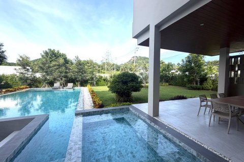 Villa in Hua Hin, Thailand 4 Schlafzimmer № 222536 - Foto 3