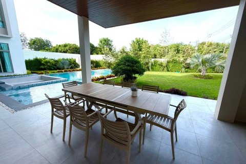 Villa in Hua Hin, Thailand 4 Schlafzimmer № 222536 - Foto 20
