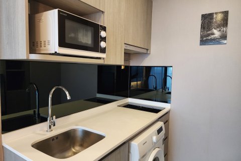 Студия в кондо в Районге, Таиланд № 159210 - фото 17